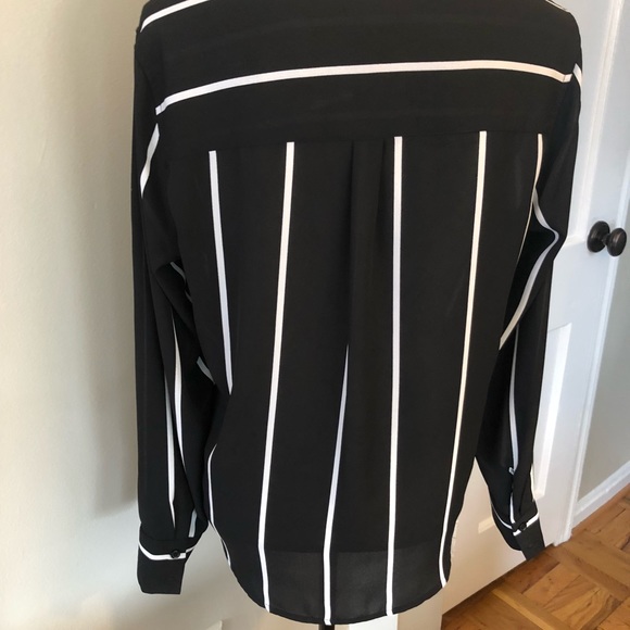 Who What Wear Blouse Size M - Picture 2 of 8